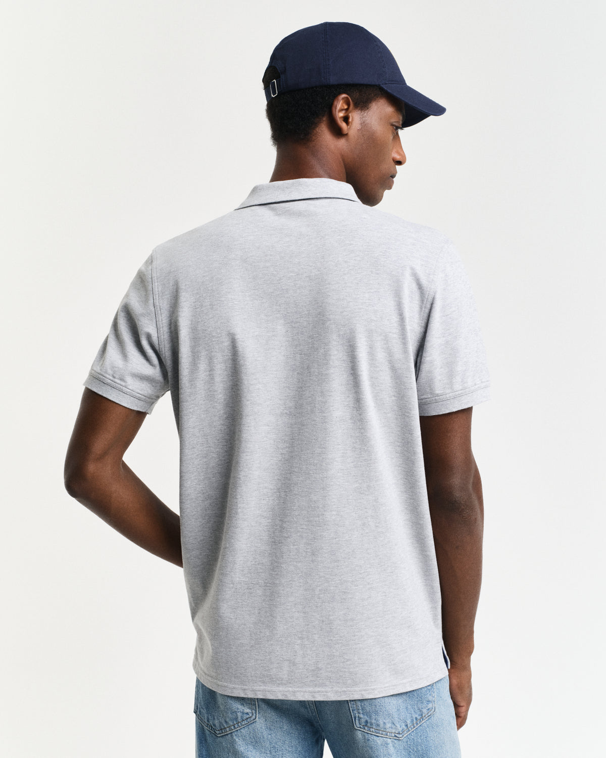 GREY MELANGE, REG CONTRAST PIQUE SS POLO, BACK-VIEW BY GANT AU.
