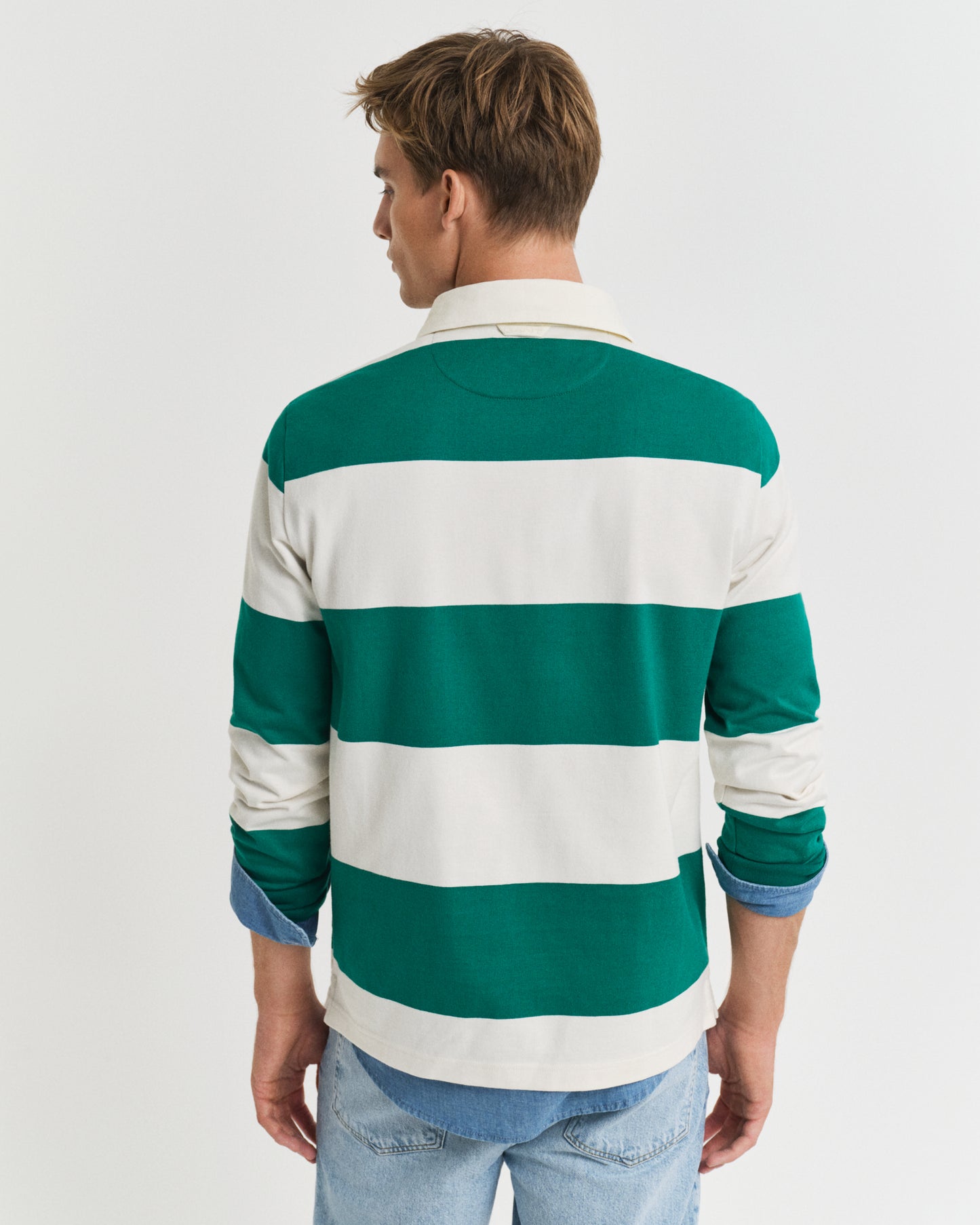 DEEP GREEN, BARSTRIPE RUGGER, BACK-VIEW BY GANT AU.