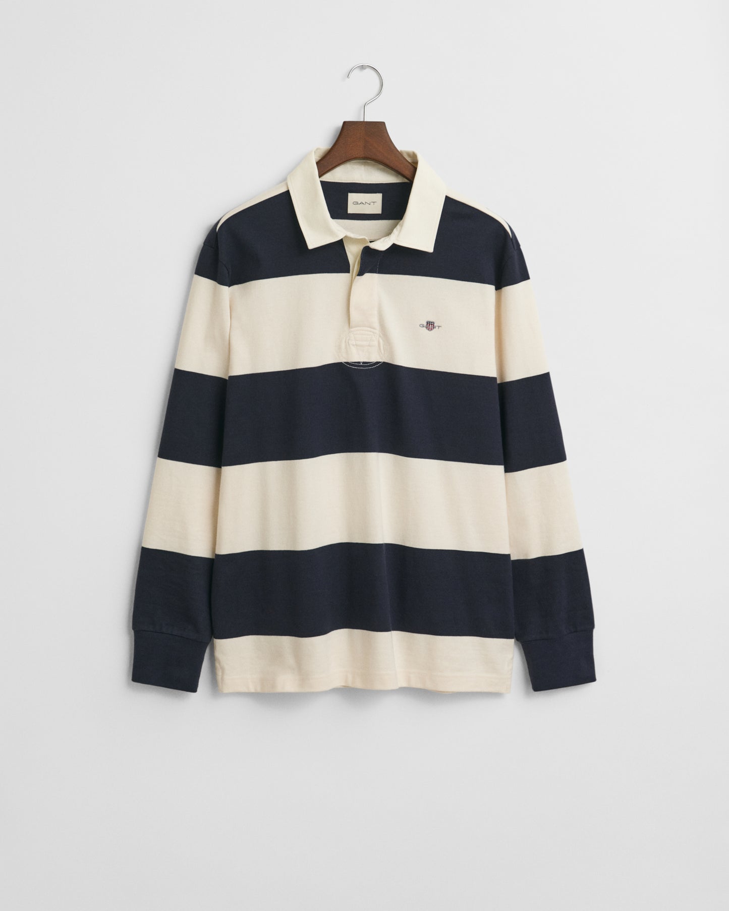 EVENING BLUE, BARSTRIPE RUGGER, FLAT-LAY BY GANT AU.