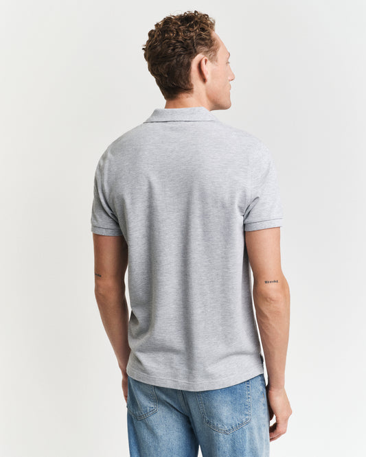 GREY MELANGE, REG SHIELD SS PIQUE POLO, BACK-VIEW BY GANT AU.