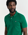 DEEP GREEN, REG SHIELD SS PIQUE POLO, CLOSE-UP BY GANT AU.