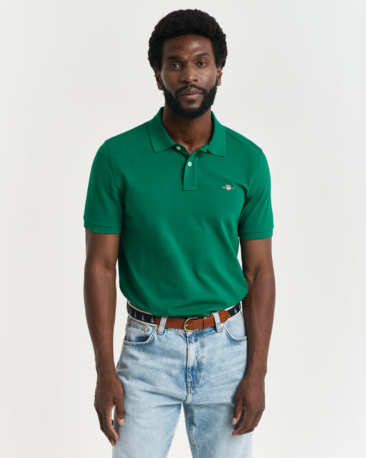 DEEP GREEN, REG SHIELD SS PIQUE POLO, FRONT-VIEW BY GANT AU.
