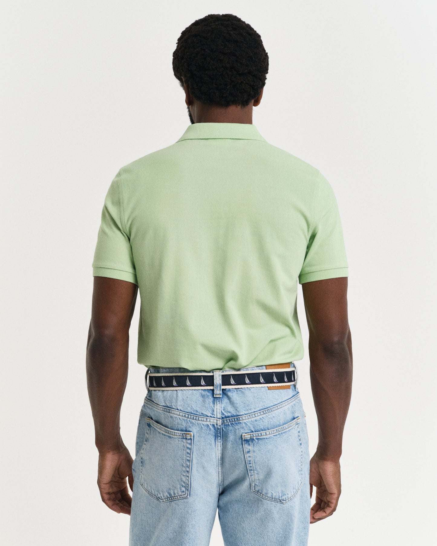 APPLE GREEN, REG SHIELD SS PIQUE POLO, BACK-VIEW BY GANT AU.