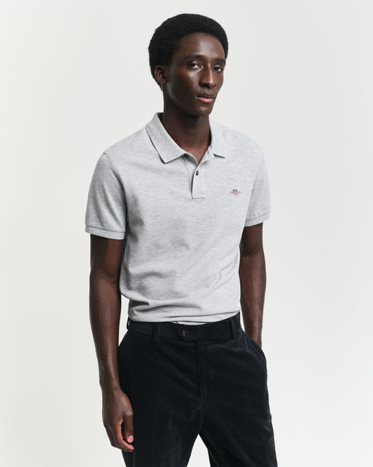 GREY MELANGE, SLIM SHIELD SS PIQUE POLO, FRONT-VIEW BY GANT AU.