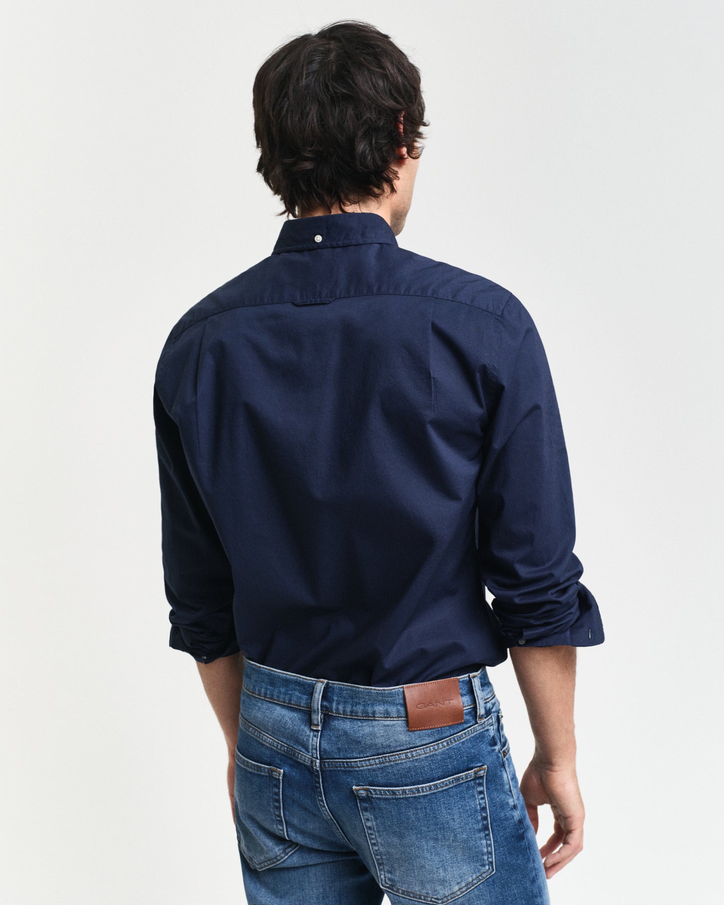 MARINE, SLIM CLASSIC POPLIN SHIRT, BACK-VIEW BY GANT AU.