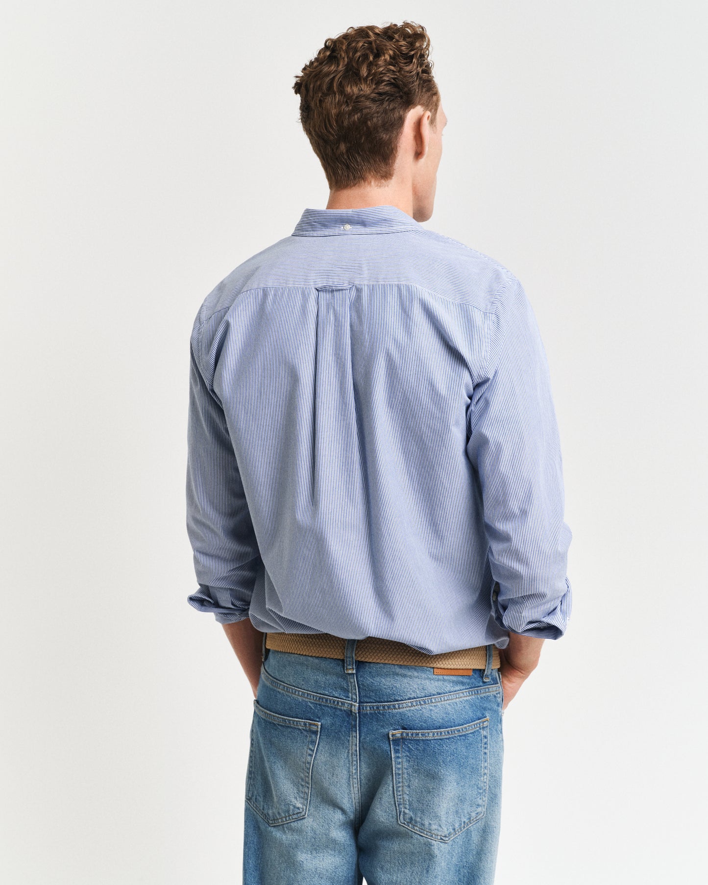 COLLEGE BLUE, REG CLASSIC POPLIN BANKER SHIRT, BACK-VIEW BY GANT AU.