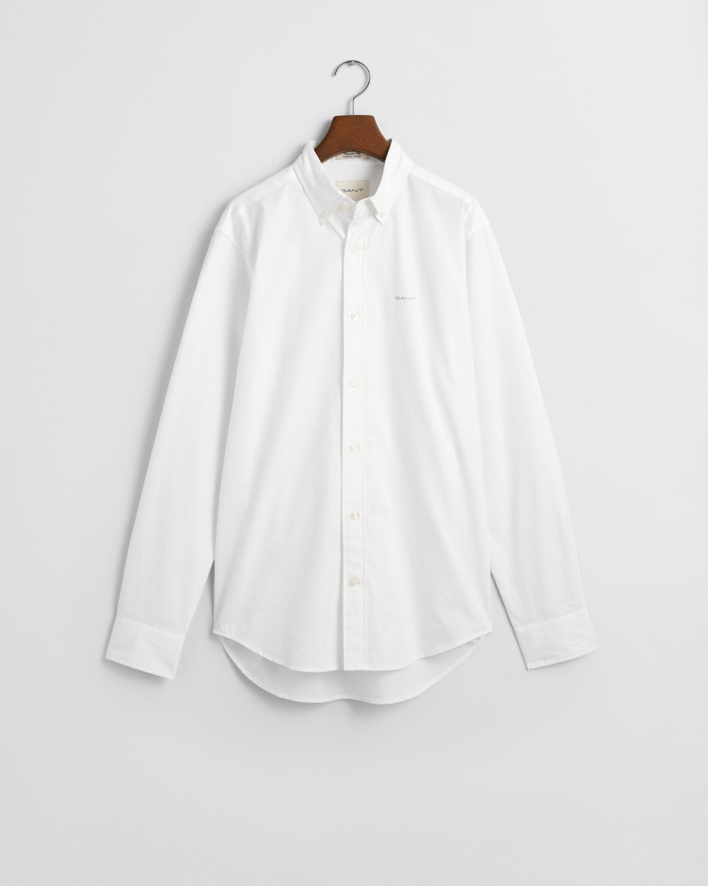 WHITE, REG PINPOINT OXFORD SHIRT, FLAT-LAY BY GANT AU.