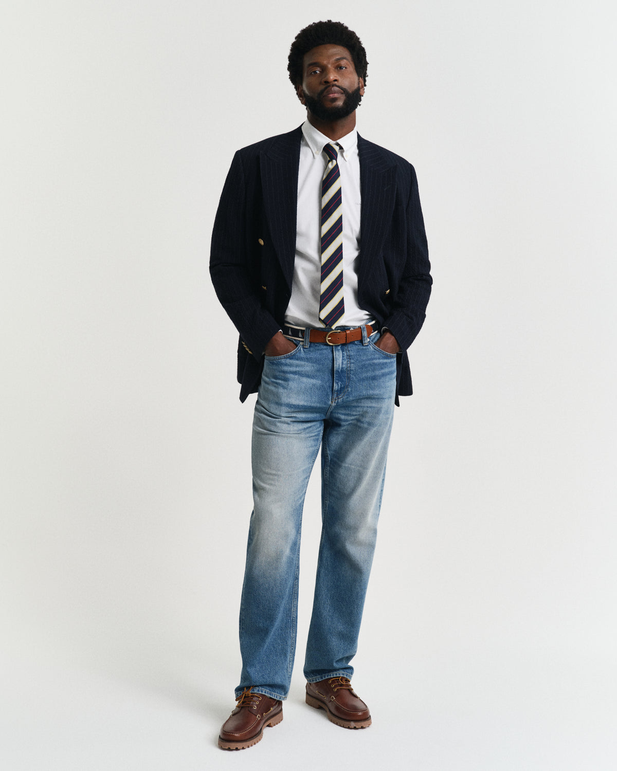 WHITE, REG PINPOINT OXFORD SHIRT BY GANT AU.