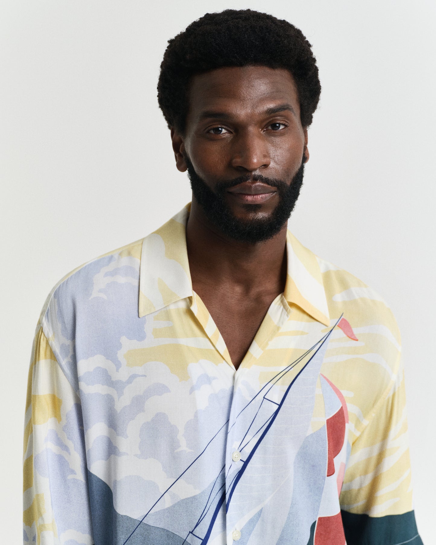 RUBY RED, REL SCENERY SAILING SHIRT, CLOSE-UP BY GANT AU.