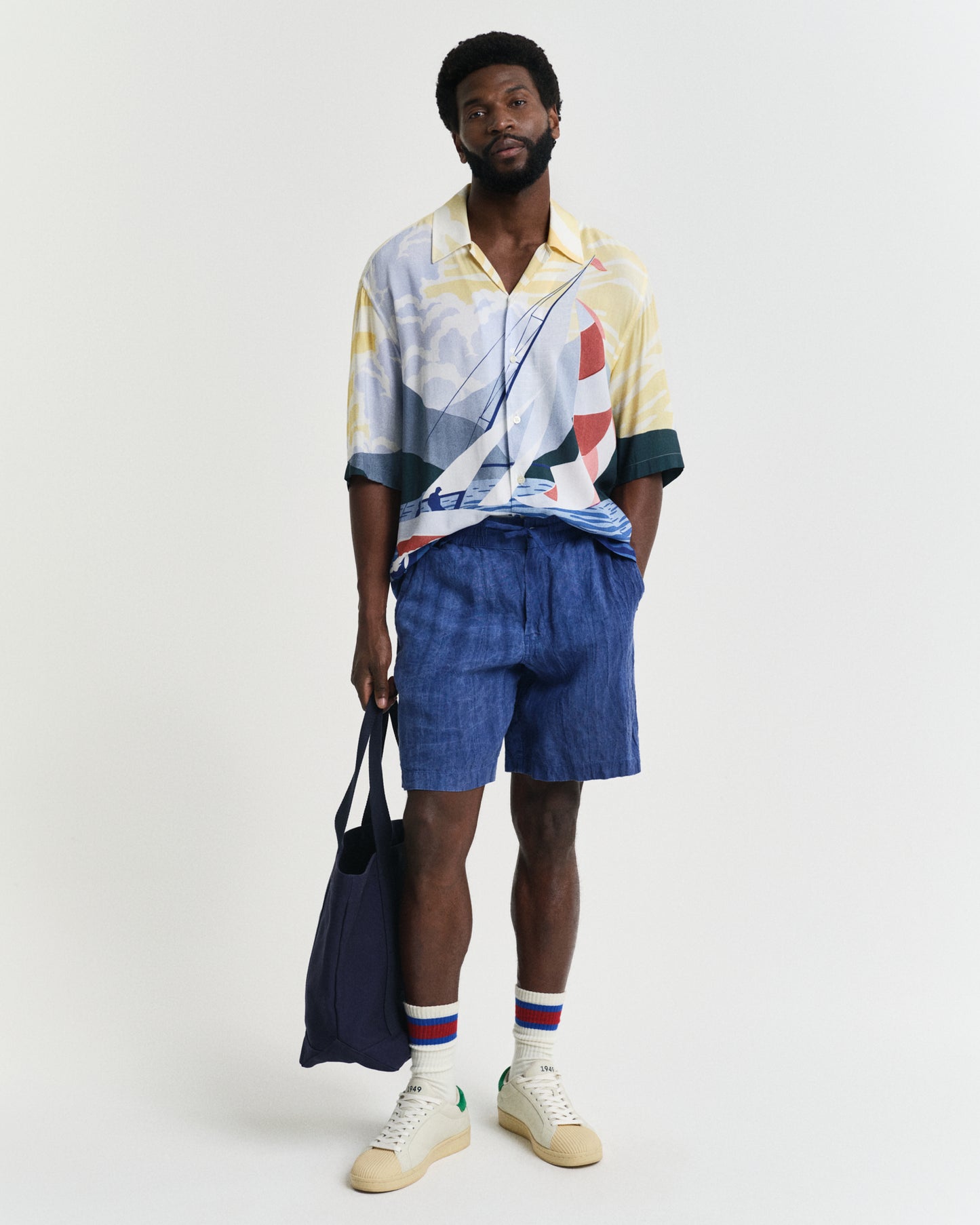 RUBY RED, REL SCENERY SAILING SHIRT BY GANT AU.