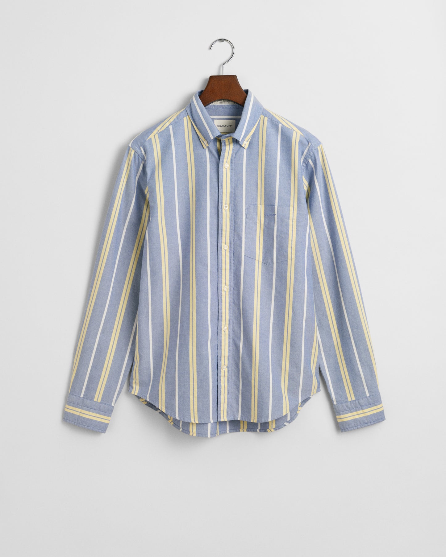 RICH BLUE, REG ARCHIVE OXFORD STRIPE, FLAT-LAY BY GANT AU.