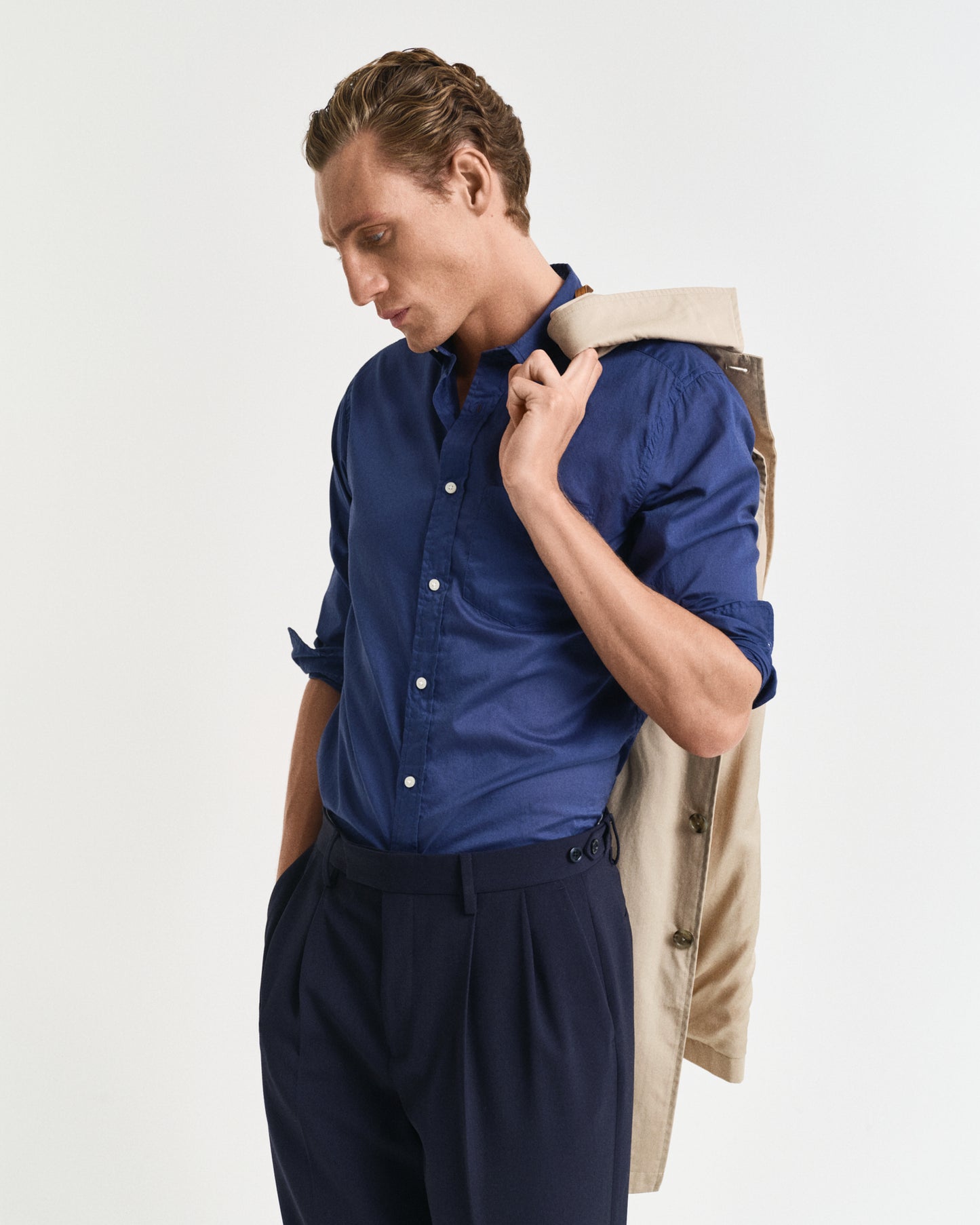 PERSIAN BLUE, REG SUNFADED VOILE SHIRT, FRONT-VIEW BY GANT AU.