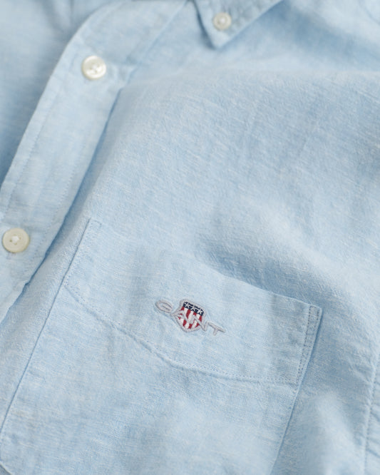 FRESH BLUE, REG COTTON LINEN SHIRT, CLOSE-UP BY GANT AU.