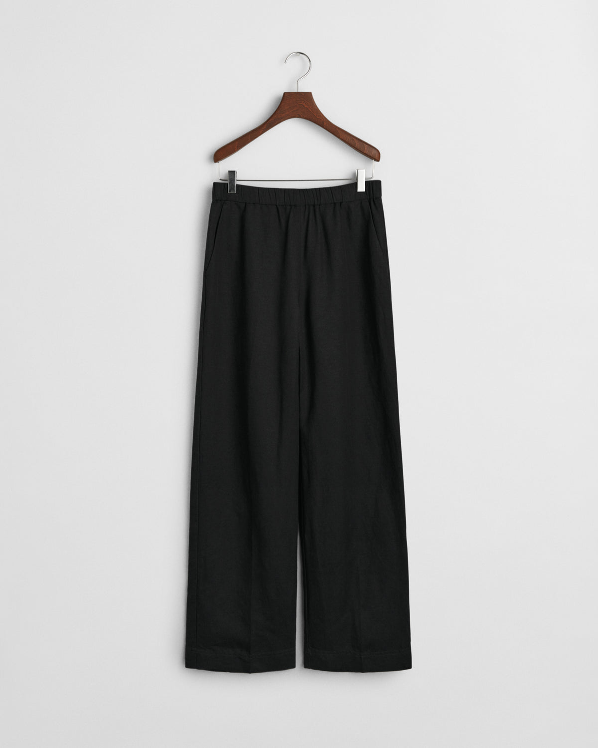 BLACK, LINEN BLEND PULL ON PANTS, FRONT-VIEW BY GANT AU.