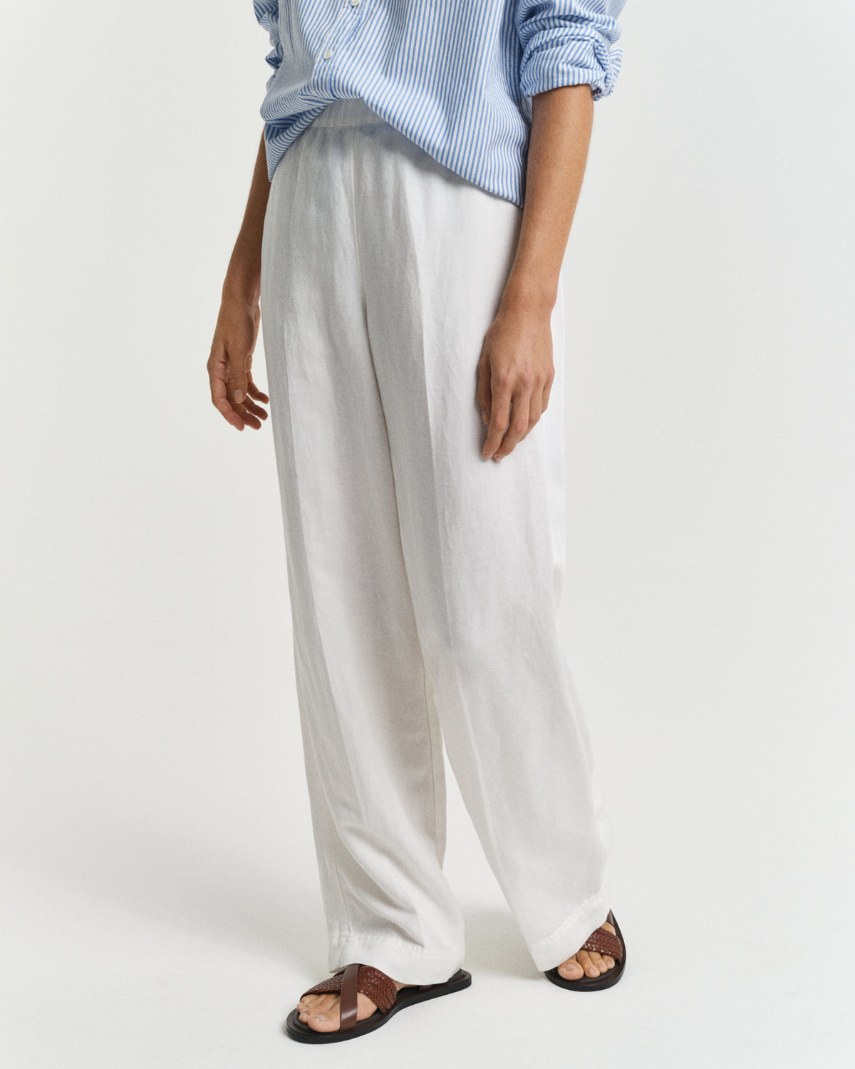 Relaxed Fit Linen Blend Pull-On Pants