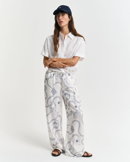 CREAM, FLUID SAILING DRAWSTRING PANTS, FRONT-VIEW BY GANT AU.