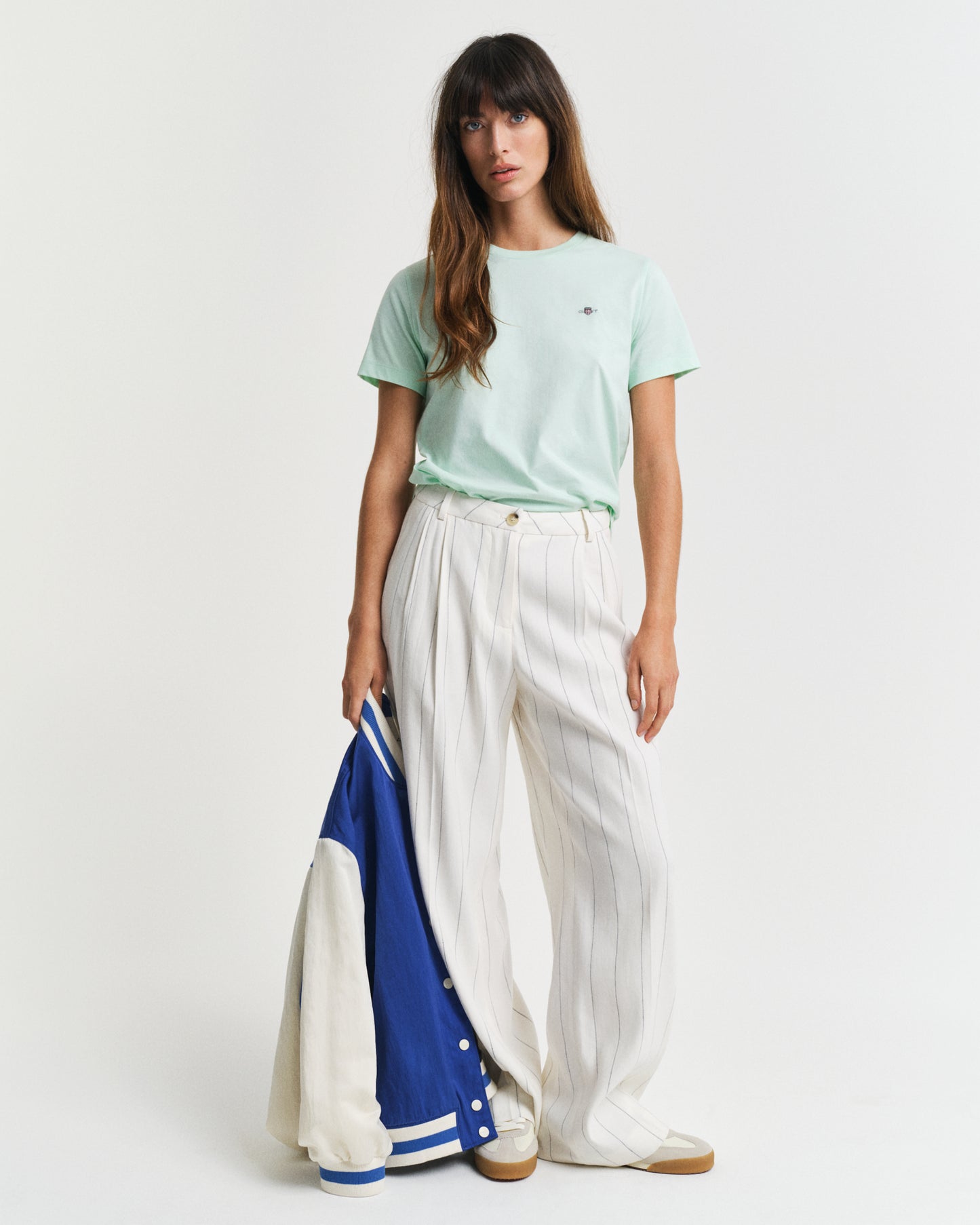 FADED MINT, REG SHIELD SS T-SHIRT BY GANT AU.