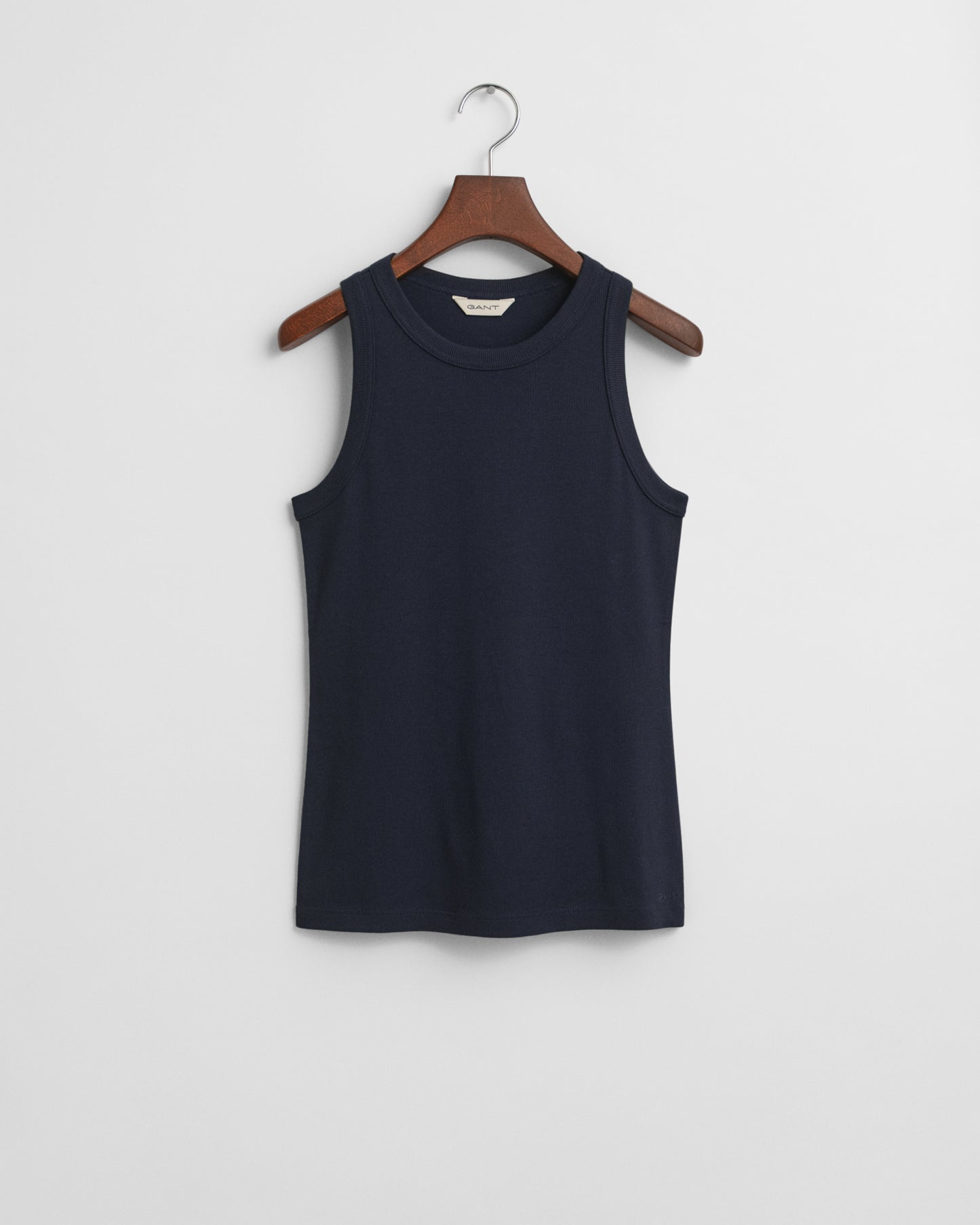 EVENING BLUE, HIGH NECK RIB TANK TOP, FLAT-LAY BY GANT AU.
