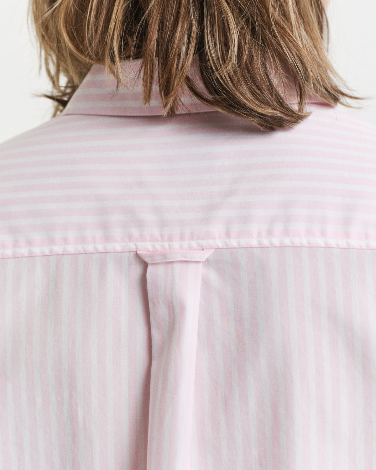 MODEL WEARING REG CLASSIC POPLIN STRIPED SHIRT