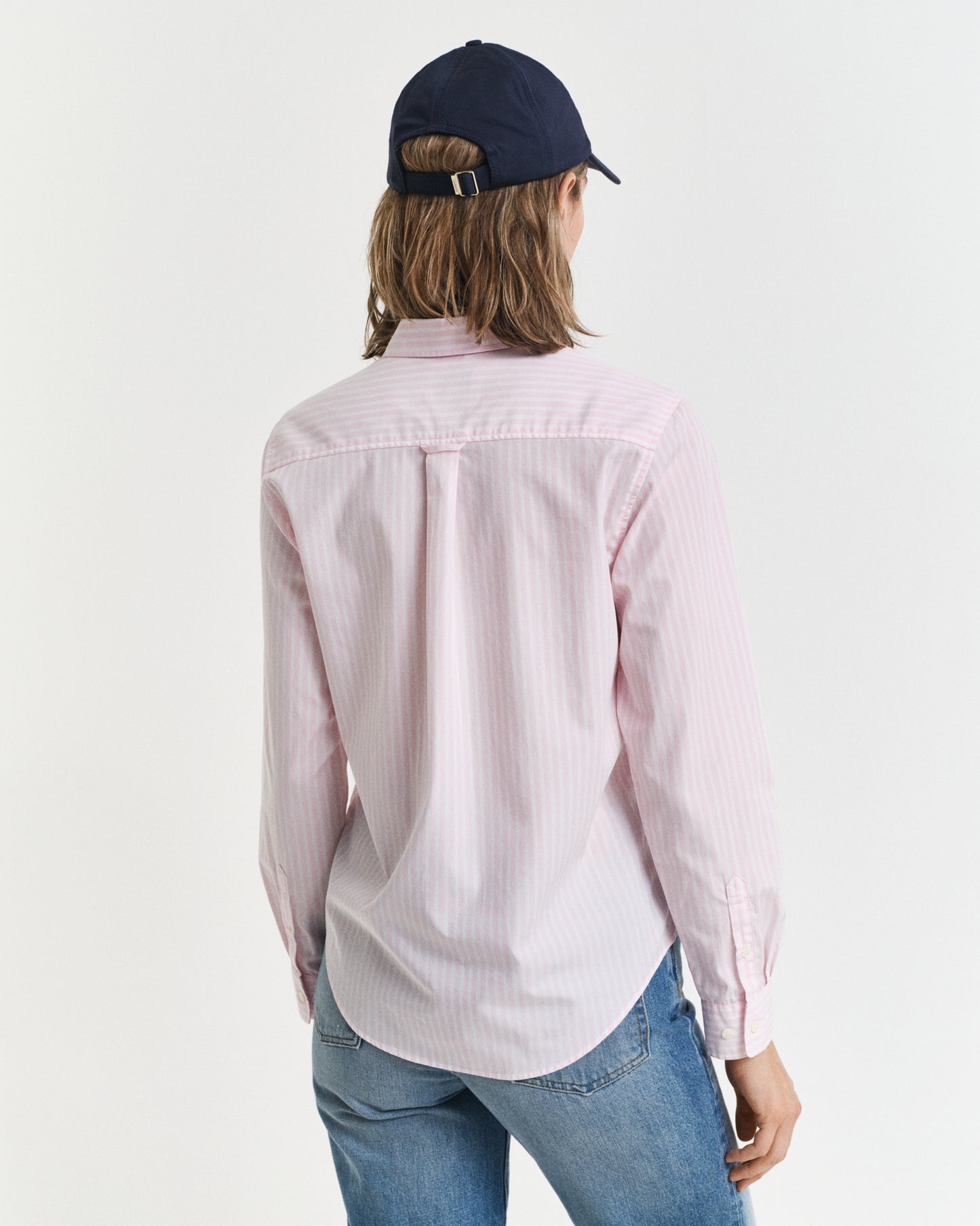 LIGHT PINK, REG CLASSIC POPLIN STRIPED SHIRT, BACK-VIEW BY GANT AU.