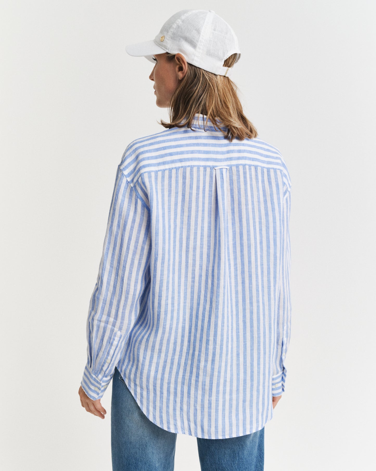 PERFECT BLUE, REL STRIPED LINEN SHIRT, BACK-VIEW BY GANT AU.