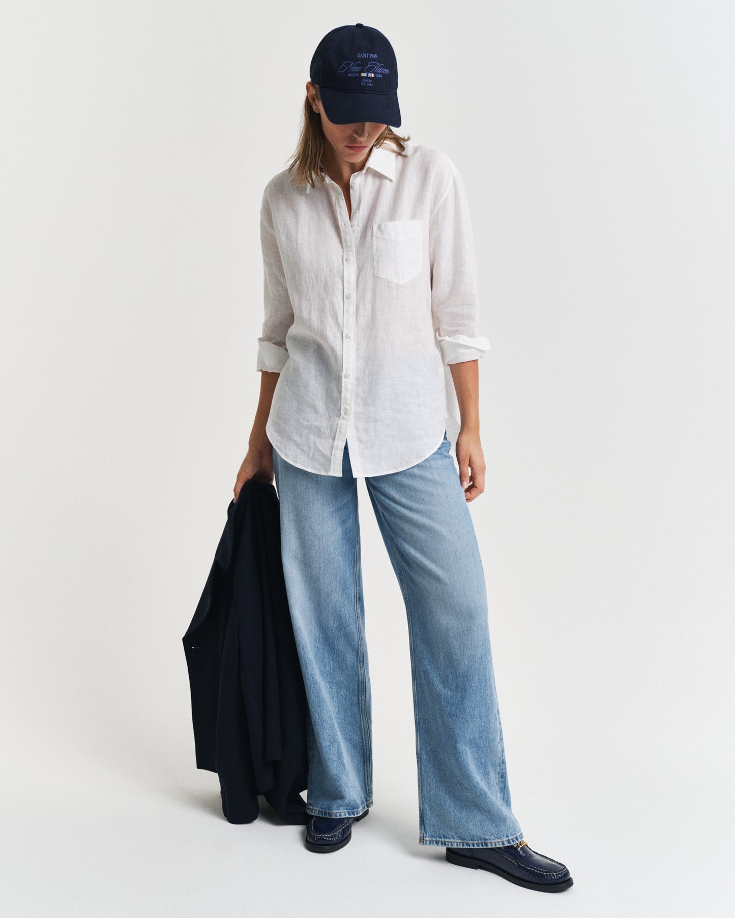 WHITE, REL LINEN SHIRT BY GANT AU.