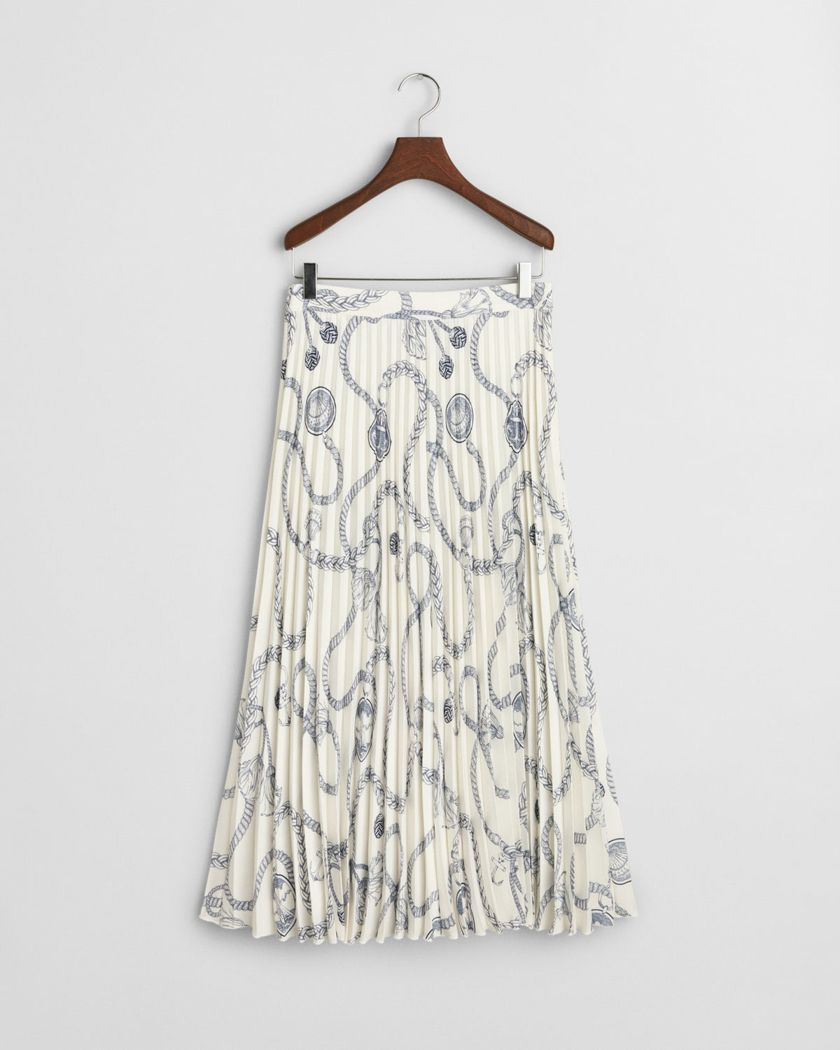 CREAM, SAILING PRINT PLEATED SKIRT, FLAT-LAY BY GANT AU.