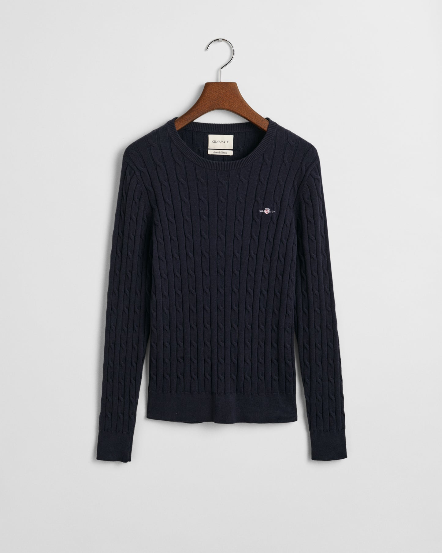 EVENING BLUE, STRETCH COTTON CABLE C-NECK, FLAT-LAY BY GANT AU.