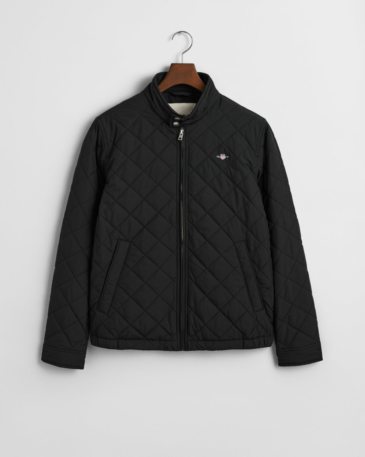 BLACK, QUILTED WINDCHEATER, FLAT-LAY BY GANT AU.