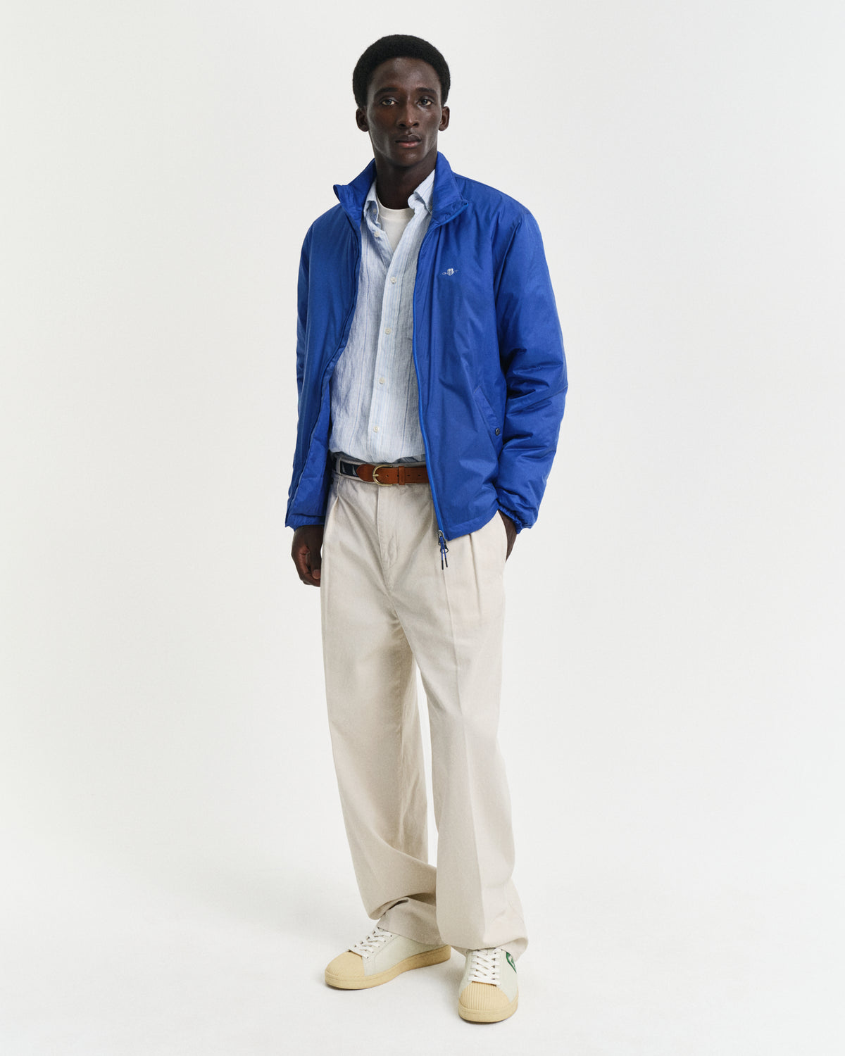 LAPIS BLUE, LIGHT INSULATED JACKET BY GANT AU.