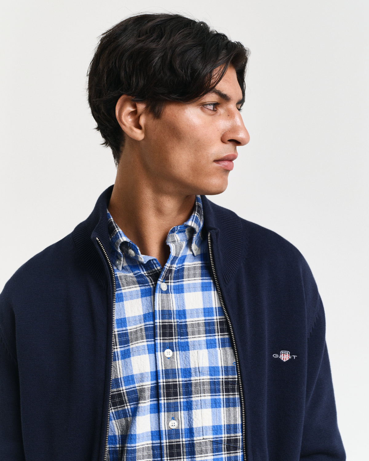 EVENING BLUE, CASUAL COTTON ZIP CARDIGAN, CLOSE-UP BY GANT AU.