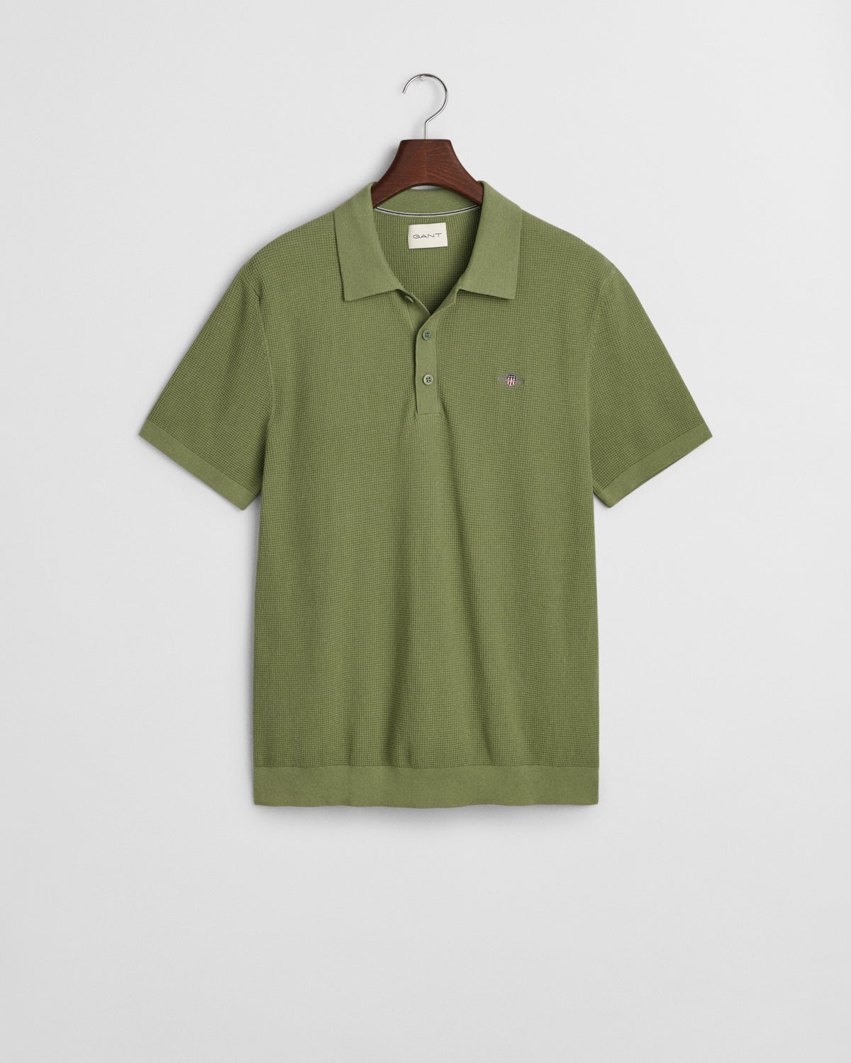 KALAMATA GREEN, MICRO TEXTURED COTTON SS POLO, FLAT-LAY BY GANT AU.