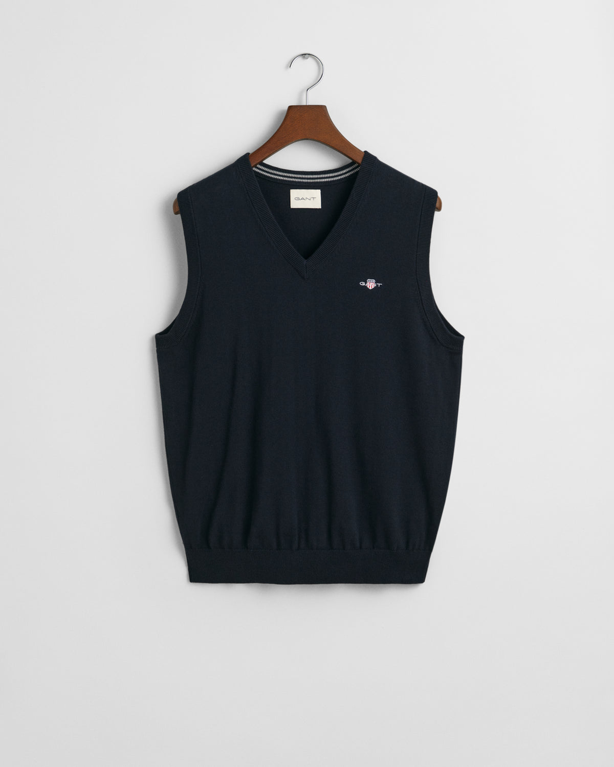 EVENING BLUE, CLASSIC COTTON SLIPOVER, FLAT-LAY BY GANT AU.