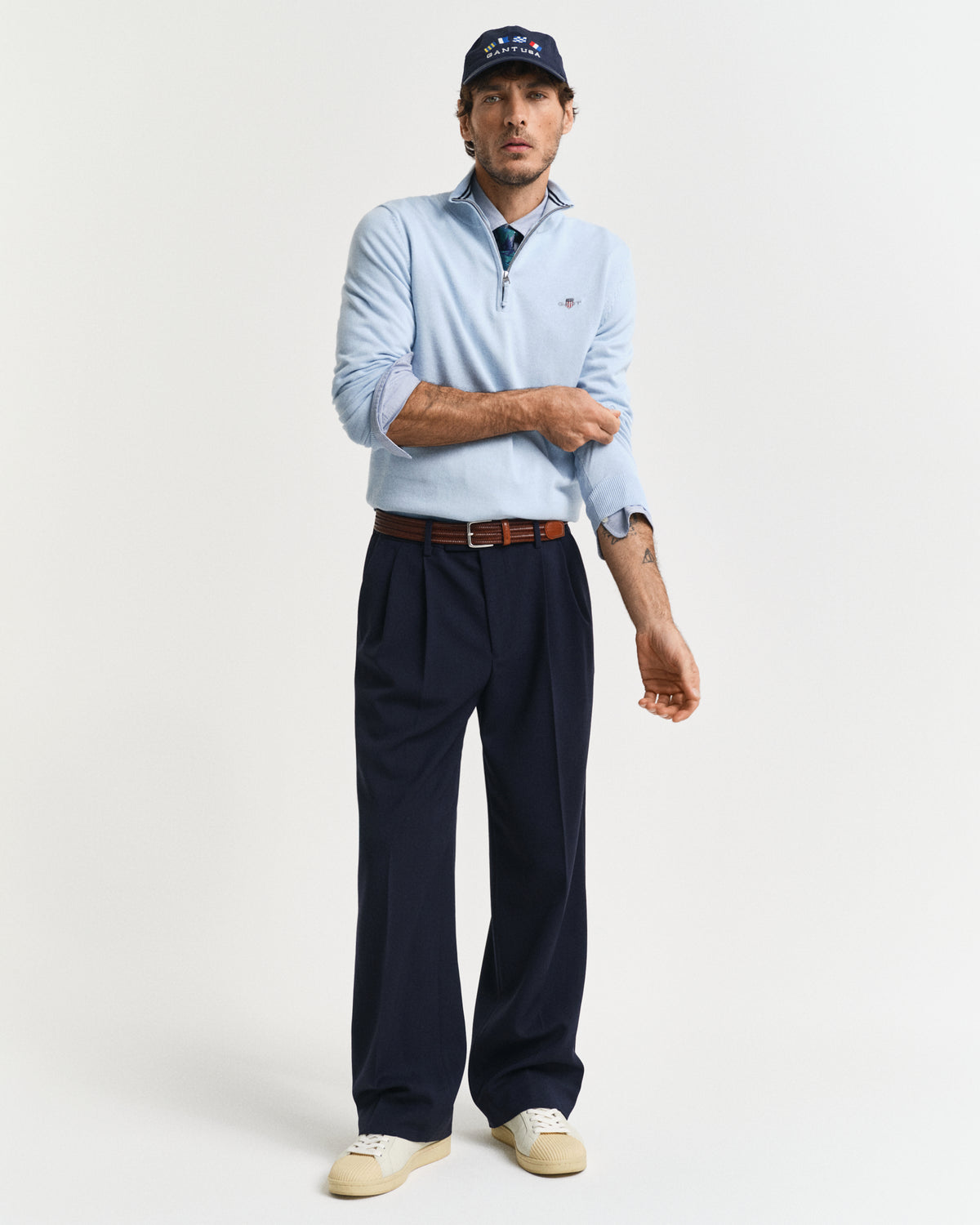 FRESH BLUE, CLASSIC COTTON HALF ZIP BY GANT AU.