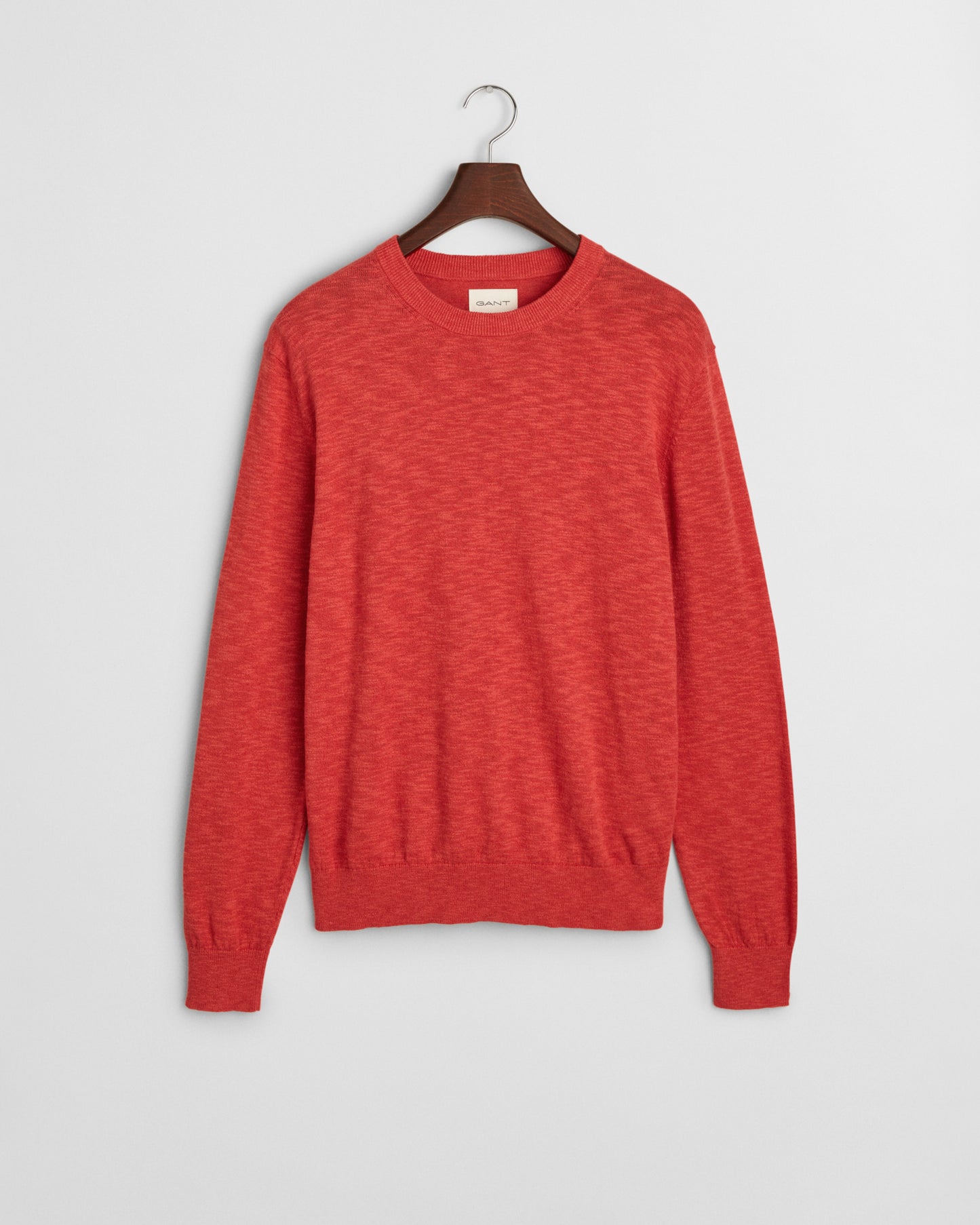BRICK RED, LINEN BLEND C-NECK, FLAT-LAY BY GANT AU.