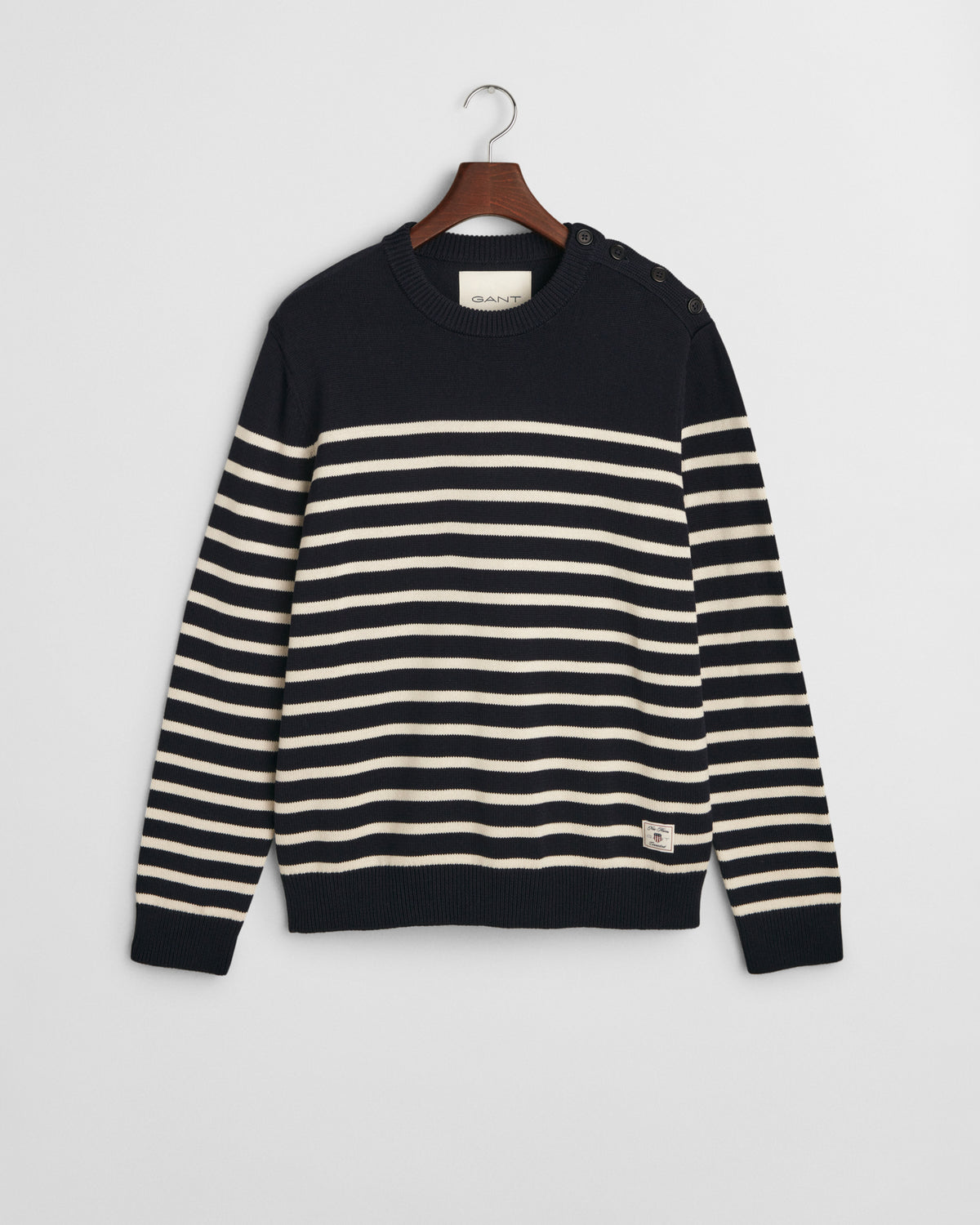 EVENING BLUE, STRIPED COTTON C-NECK, FLAT-LAY BY GANT AU.