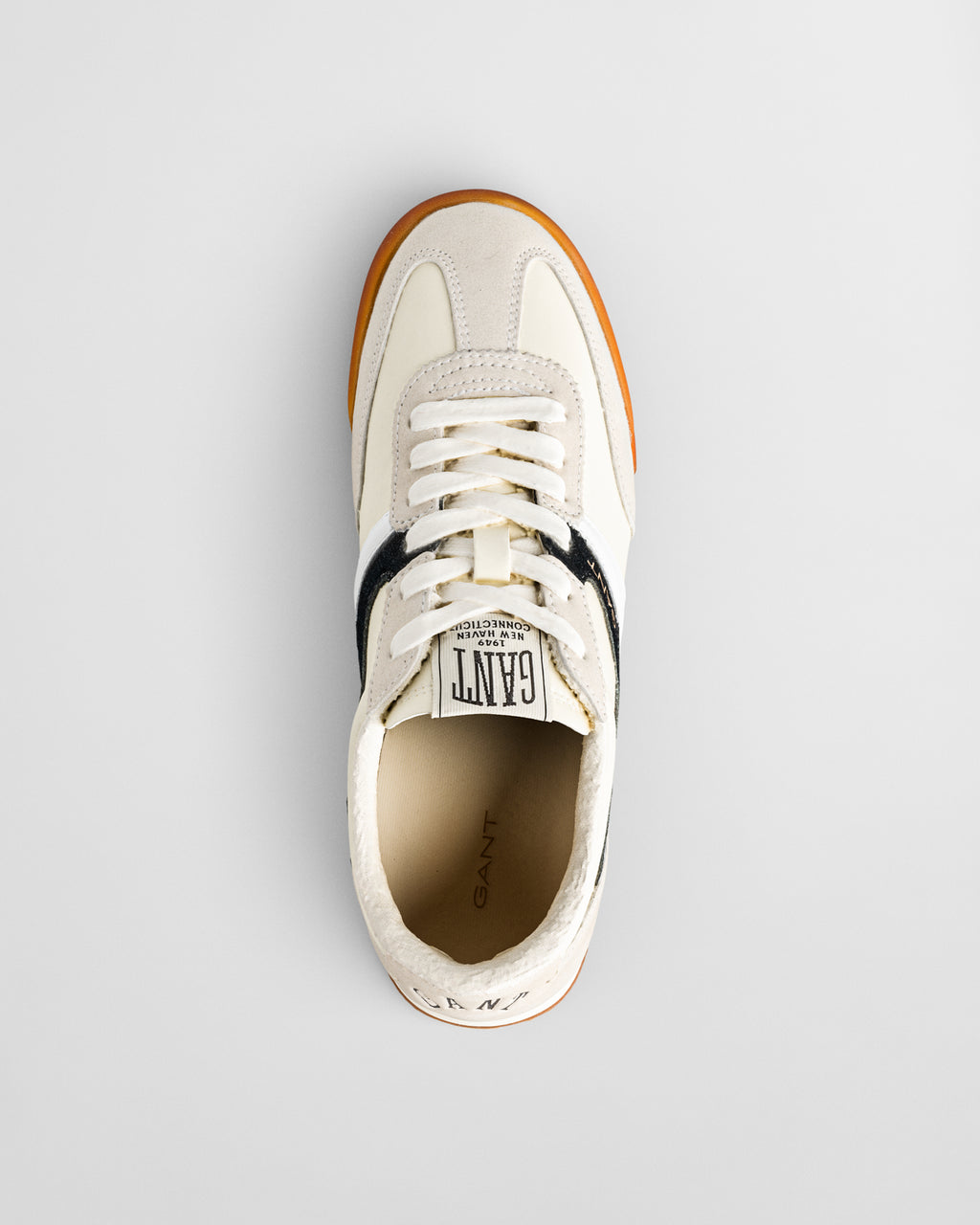BLACK, BEYLANA, FLAT-LAY BY GANT AU.
