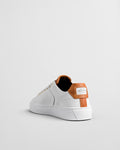WHITE, MC JULIEN, CLOSE-UP BY GANT AU.