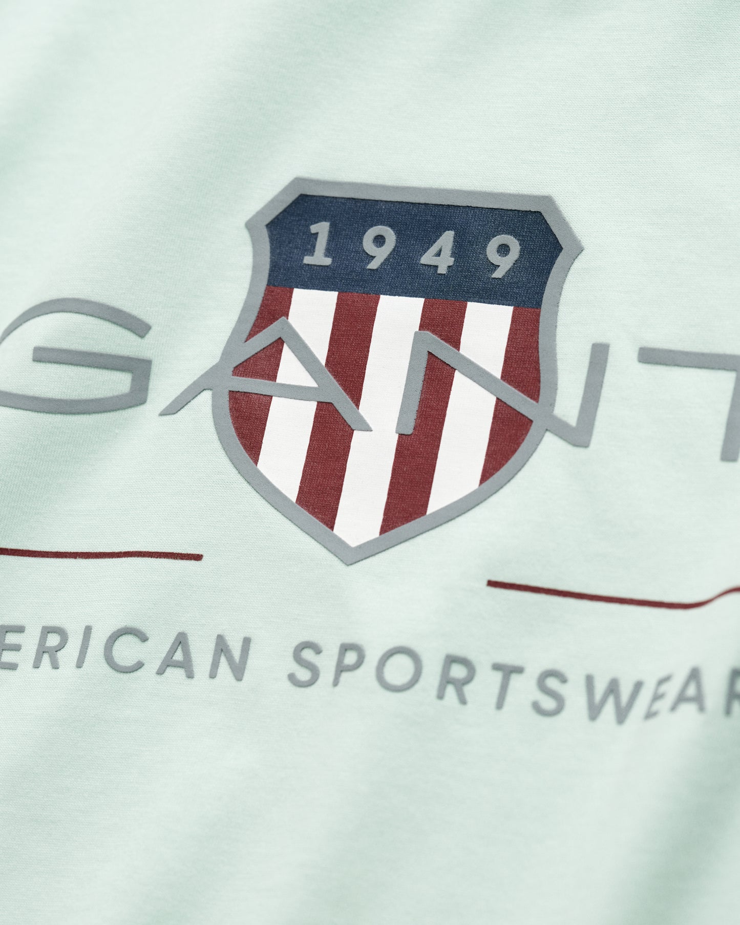 FADED MINT, ARCHIVE SHIELD SS T-SHIRT, CLOSE-UP BY GANT AU.
