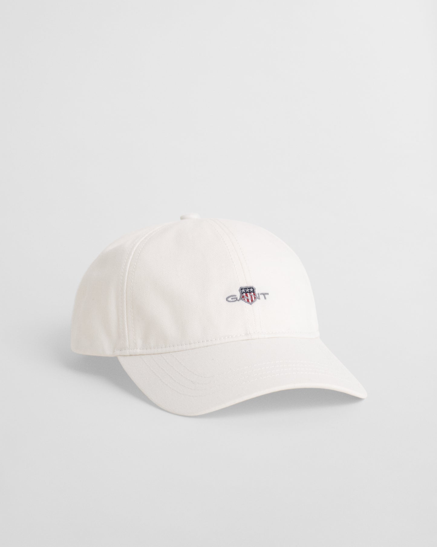 EGGSHELL, SHIELD COTTON TWILL CAP, FRONT-VIEW BY GANT AU.