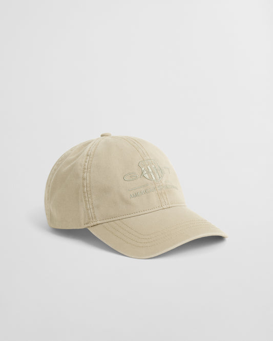 CONCRETE BEIGE, TONAL ARCHIVE SHIELD CAP BY GANT AU.