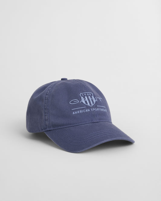 DUSTY NAVY, TONAL ARCHIVE SHIELD CAP, FRONT-VIEW BY GANT AU.