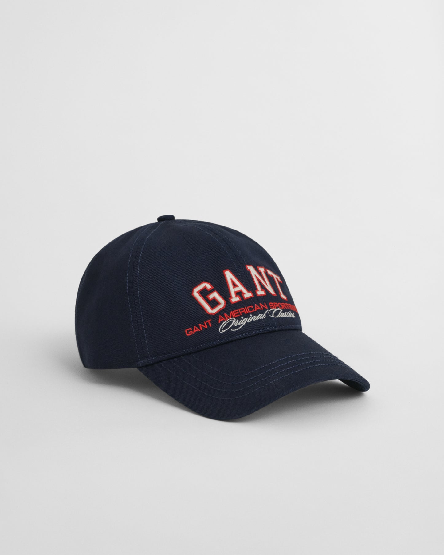 EVENING BLUE, CREST GRAPHIC COTTON TWILL CAP BY GANT AU.