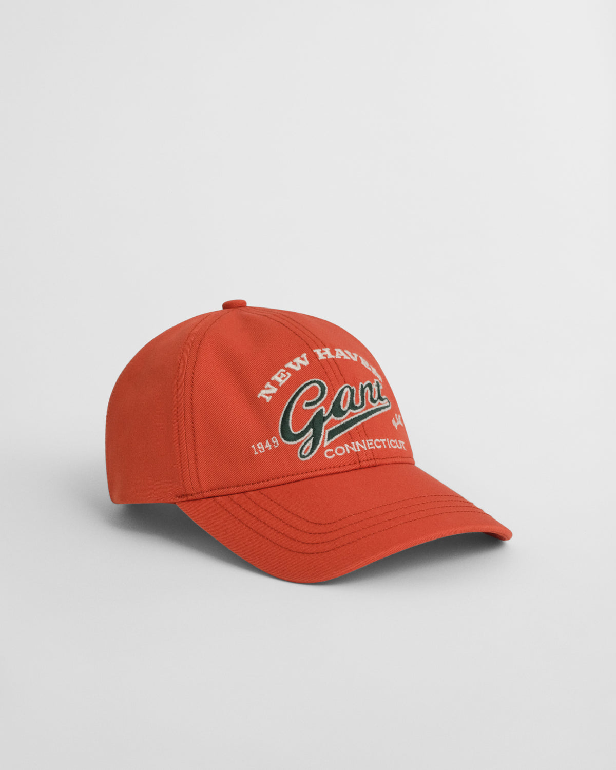 DEEP ORANGE, CREST GRAPHIC COTTON TWILL CAP BY GANT AU.