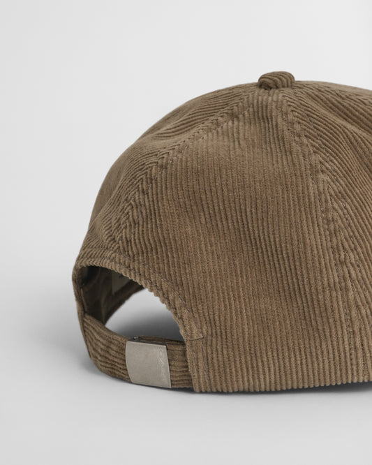 TAUPE BEIGE, GRAPHIC EMBROIDERY WASHED CORD CAP, CLOSE-UP BY GANT AU.