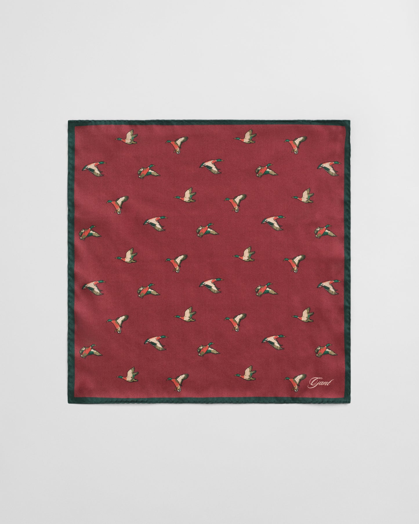 PLUMPED RED, DUCK PRINT POCKET SQUARE BY GANT AU.
