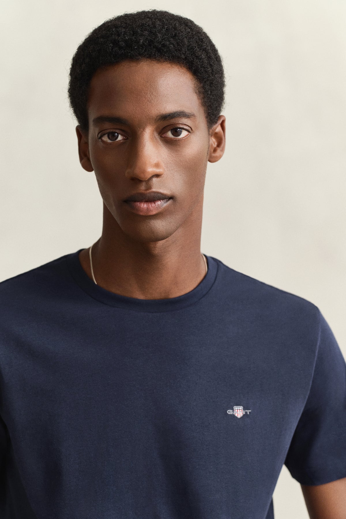 EVENING BLUE, Shield T-Shirt, CLOSE-UP BY GANT AU.