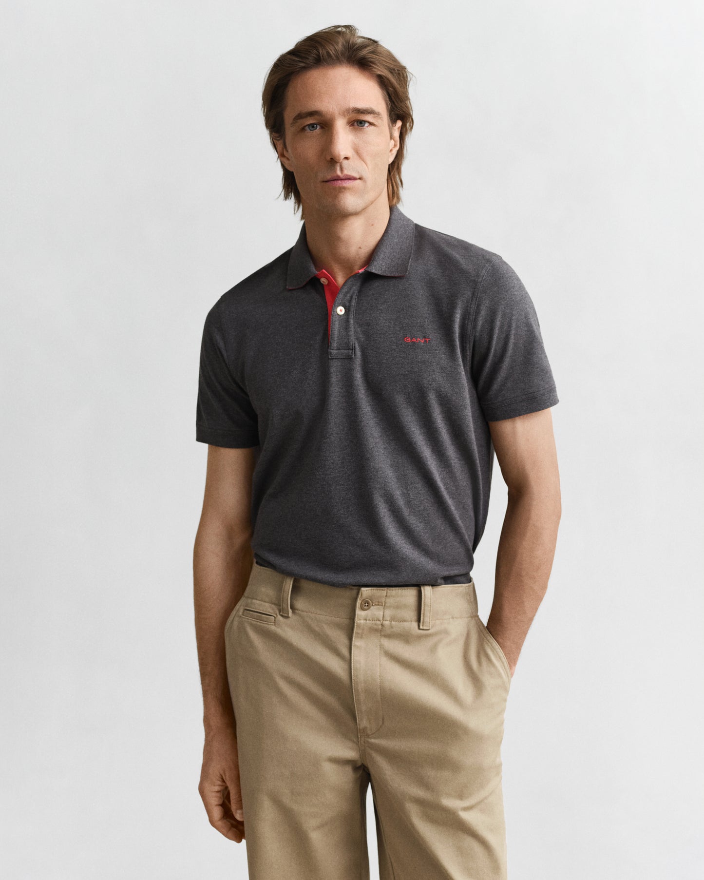 ANTRACIT MELANGE, REG CONTRAST PIQUE SS POLO, FRONT-VIEW BY GANT AU.