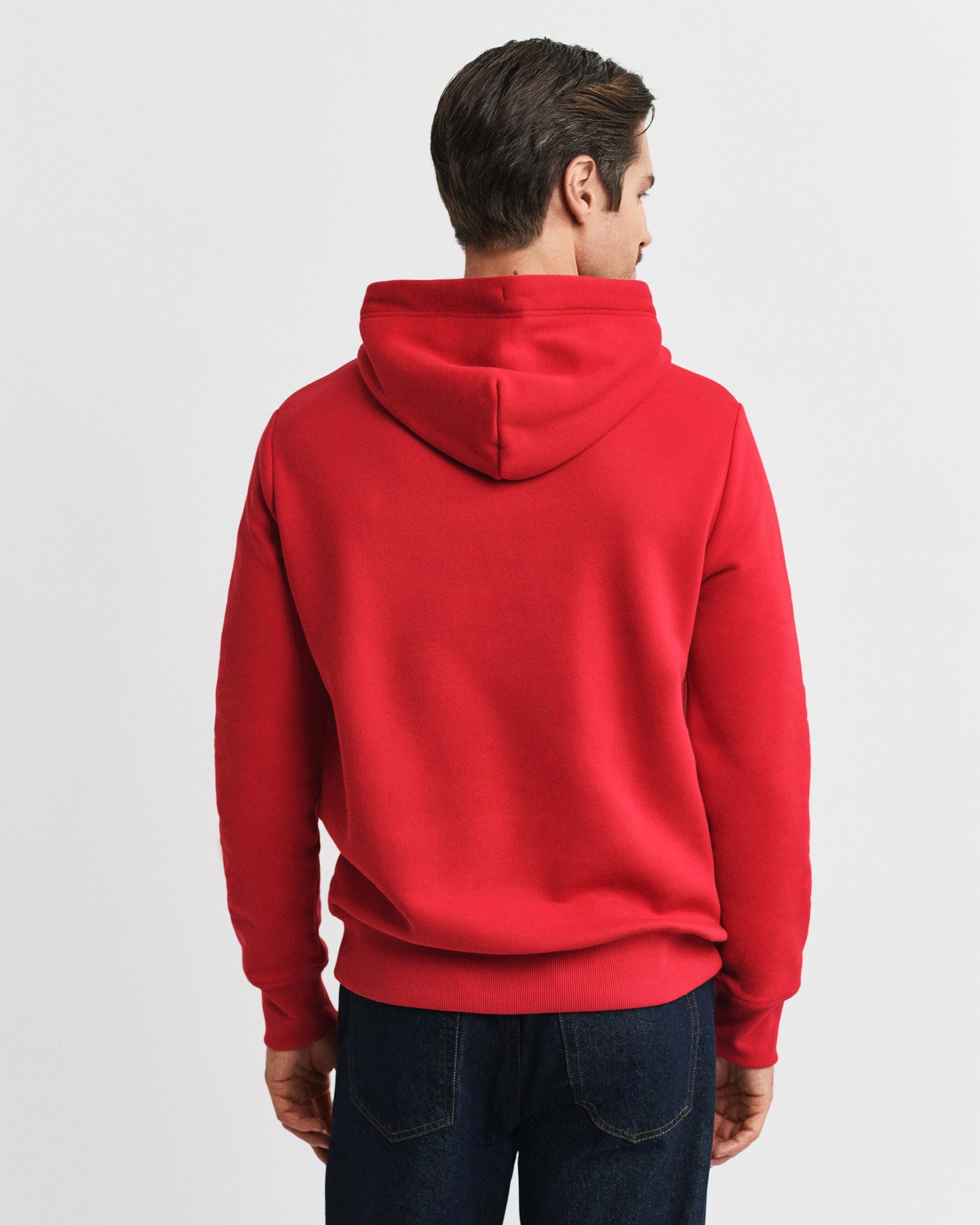 RUBY RED, GRAPHIC HOODIE, BACK-VIEW BY GANT AU.