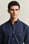MODEL WEARING REG CLASSIC POPLIN SHIRT